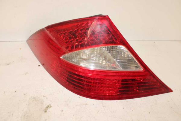 FEU ARRIERE GAUCHE MERCEDES CLS -2008 - Vue 1